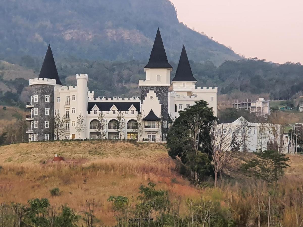 The Castell Condo By Nutthiwan Room 912 And 921 Khao Kho Ngoại thất bức ảnh